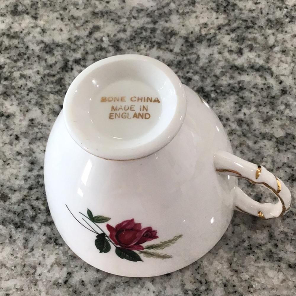 Vintage England Bone China Floral Cup! - Picture 4 of 4